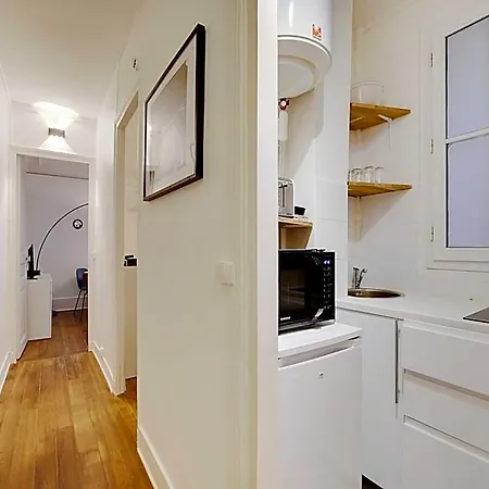 Magnificent - 1br4p - Sacre-coeur